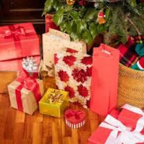 GIFT & DECORATOPN PEES