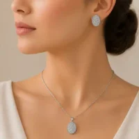 NECKCHAIN AND TOPS SET