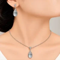 NECKCHAIN AND TOPS SET