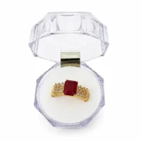RING IN GOLD COLOR WITH MAHROON STONE